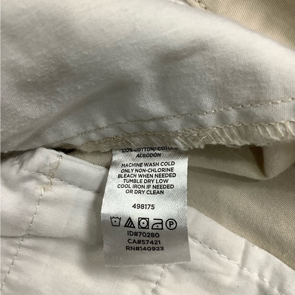 Women's Ann Taylor Loft 6 Small Shorts Chino Khakis Cream Cotton High Rise NWOT - Picture 8 of 9